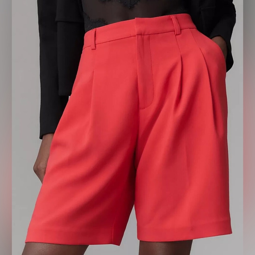 NWT Anthropologie Maeve Avery Pleated Trouser Shorts in Red